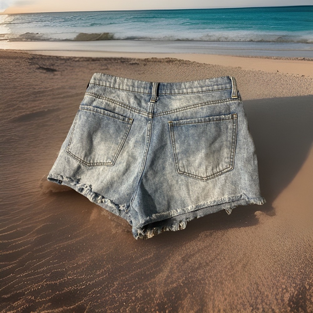 Women's High Rise Boyfriend "See Thru Soul" Shorts Blue Size 29 Raw Hem Distress - Picture 2 of 5